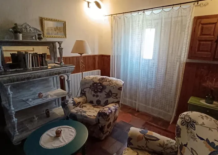 Callejon Del Palacio בית נופש Munoveros